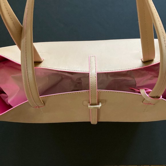 Vince Camuto Light Brown Leila Leather Tote/Pink Trim/Dust Bag/NEW/$228 RETAIL! - Picture 4 of 9